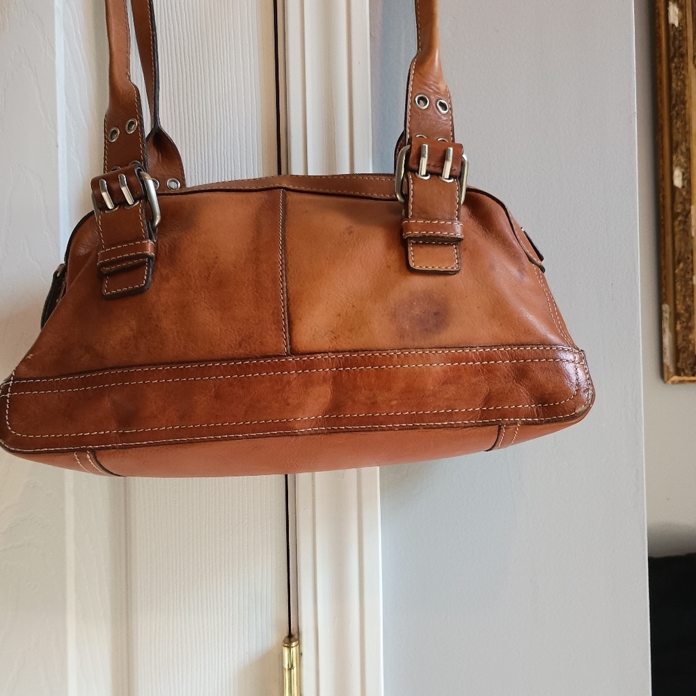 Fossil Medium Leather Shoulder Bag with Reversible Straps — Tan - Picture 7 of 14